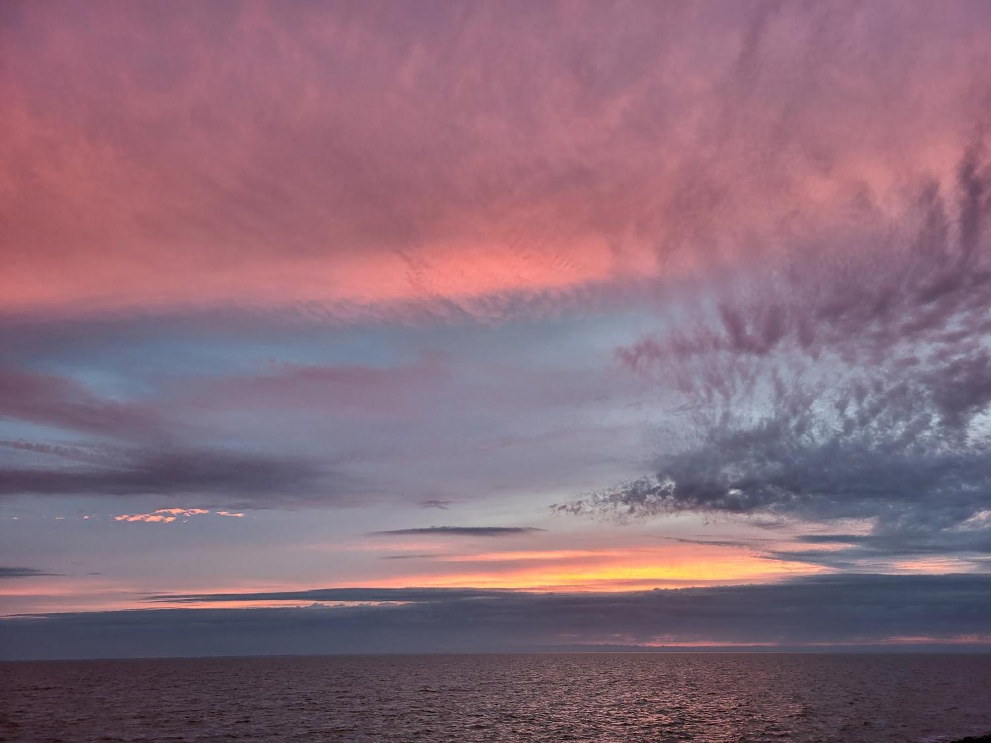 Slapen Aan Het Ijsselmeer - With Seaview And Sunset Stavoren Exterior foto